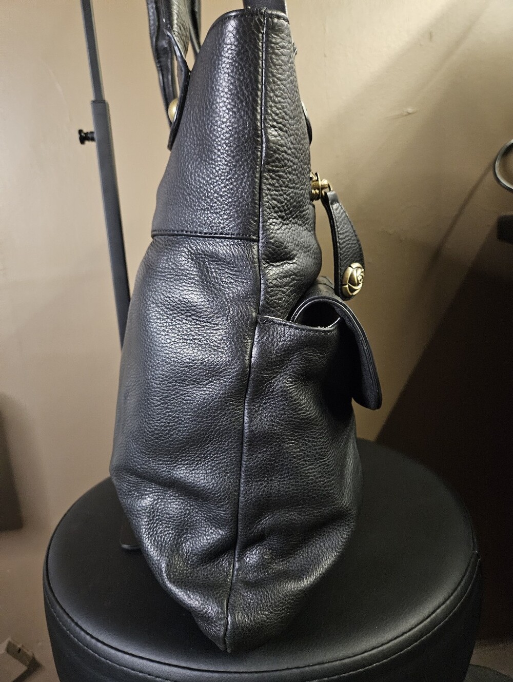 Rough Roses Multi Pocket Slouchy Leather Handbag- Black - Picture 6 of 11